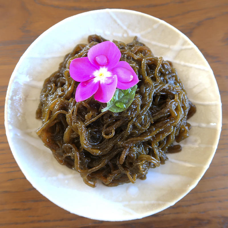 究極天然健康食品！宮古島産 黄金の生もずく！